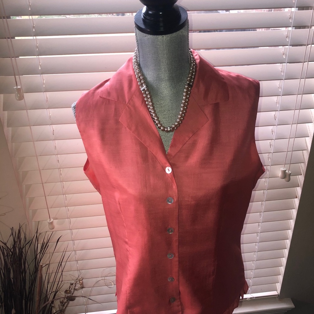 Blouse - Picture 2 of 4